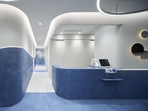 友枝歯科・矯正歯科クリニック福岡天神