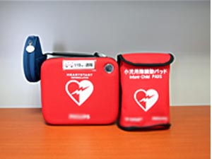 AED(ưγư)